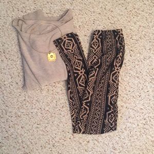 Black & Gold Aztec Leggings
